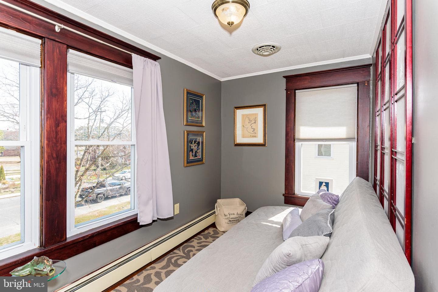 205 N Somerset Avenue photo 93
