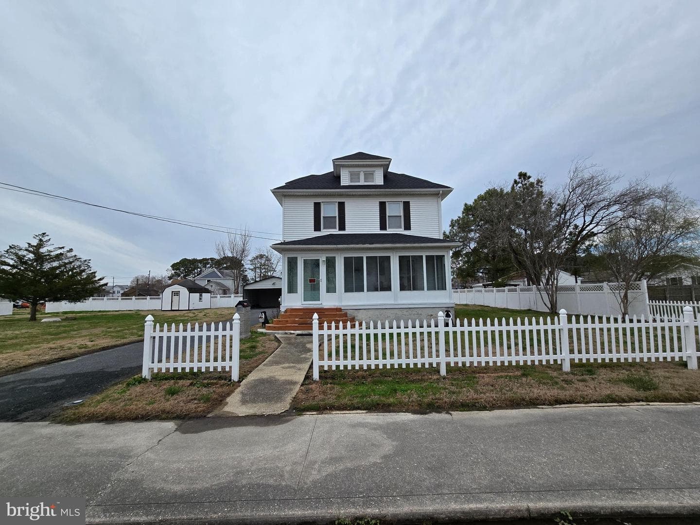 205 Myrtle Street photo 37