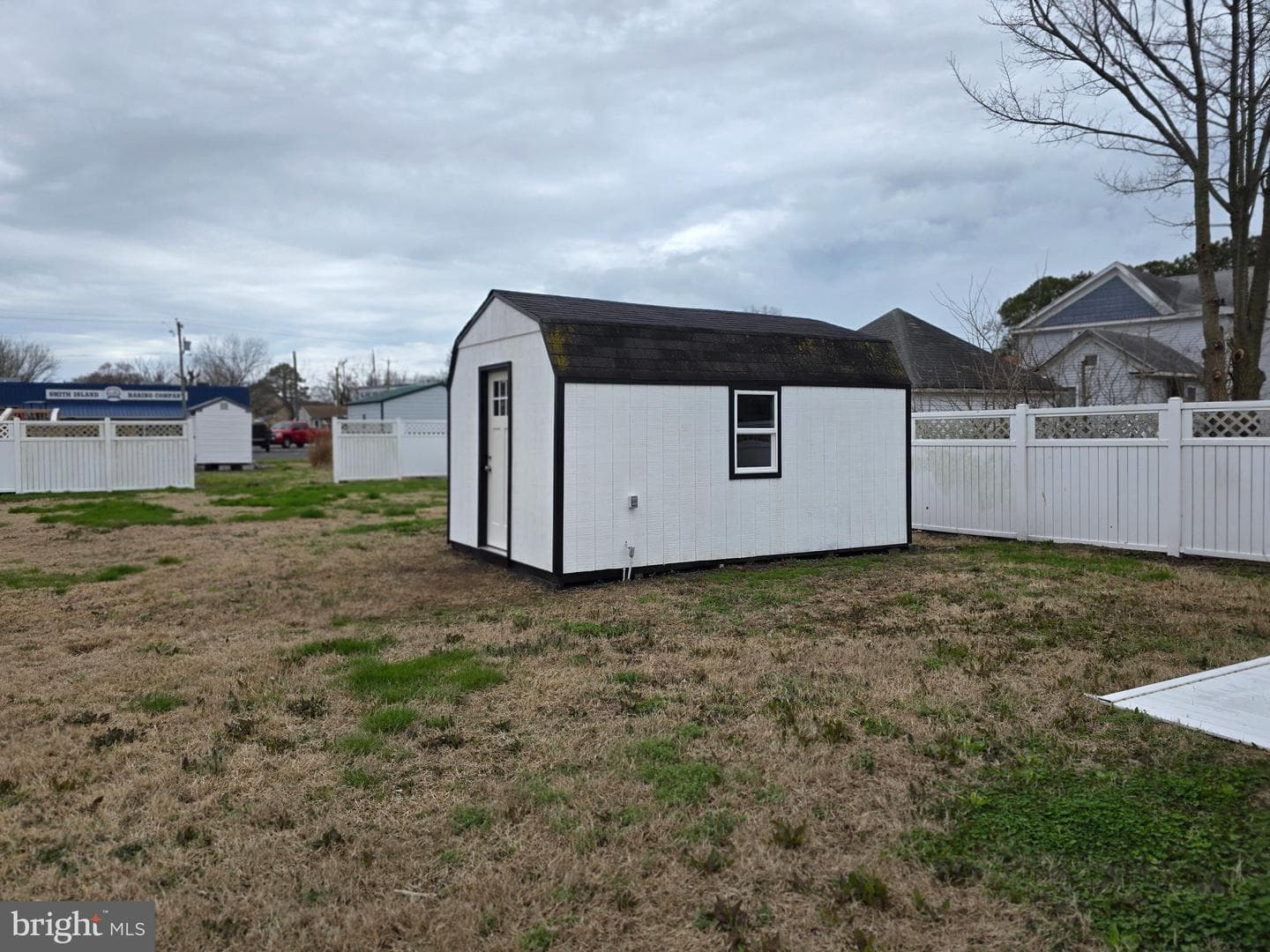 205 Myrtle Street photo 38