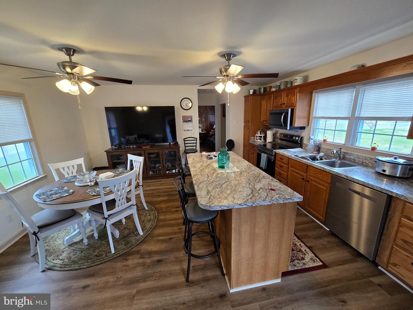 205 Myrtle Street photo 43