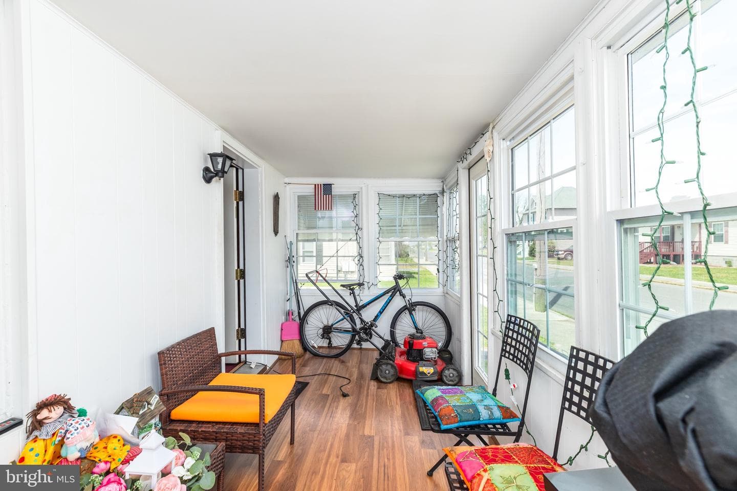 111 W Chesapeake Avenue photo 4