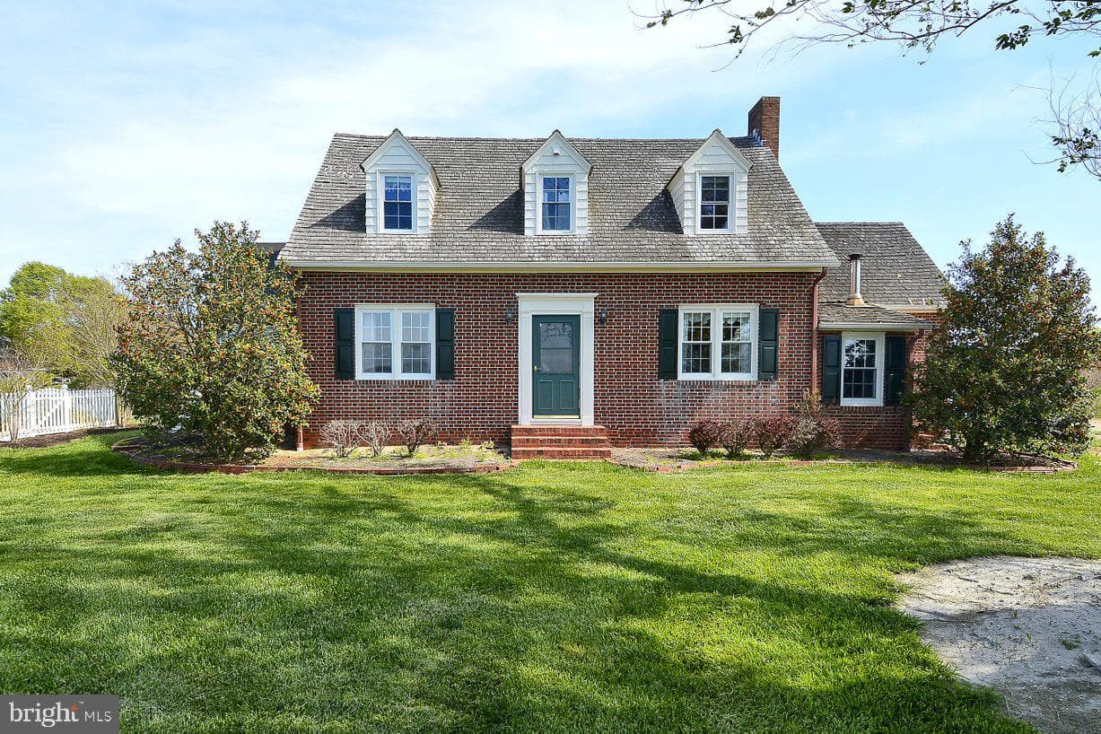 10373 Locust Point Road photo 9