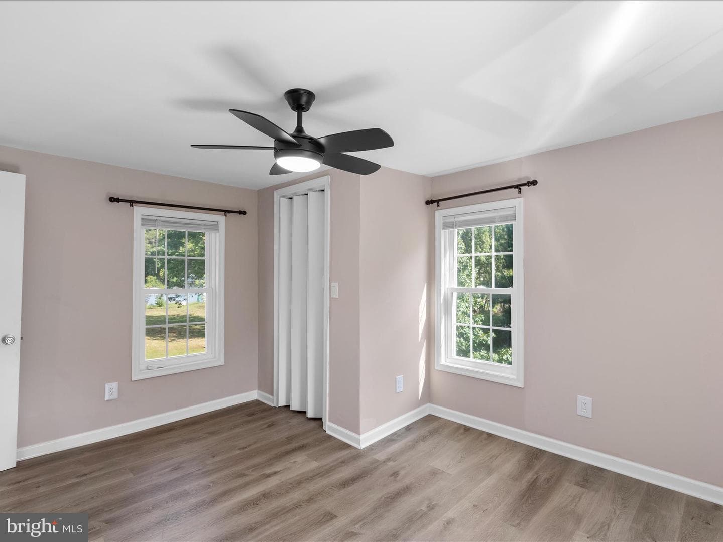 23483 Beckett Road photo 16