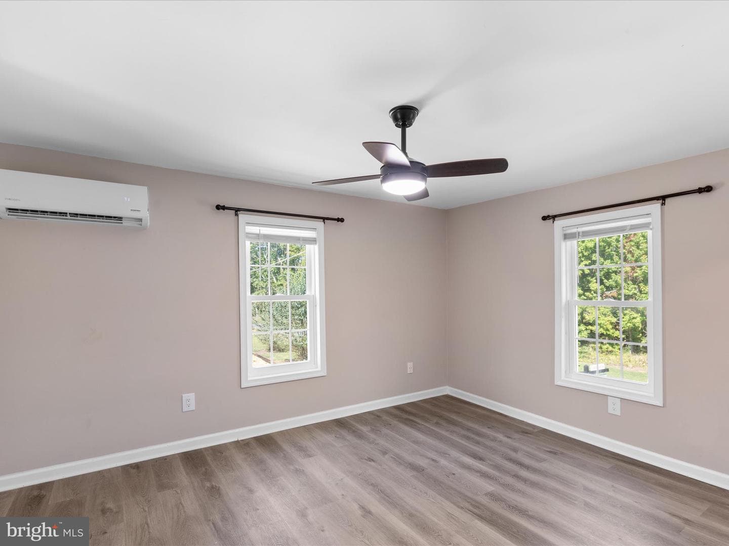 23483 Beckett Road photo 23
