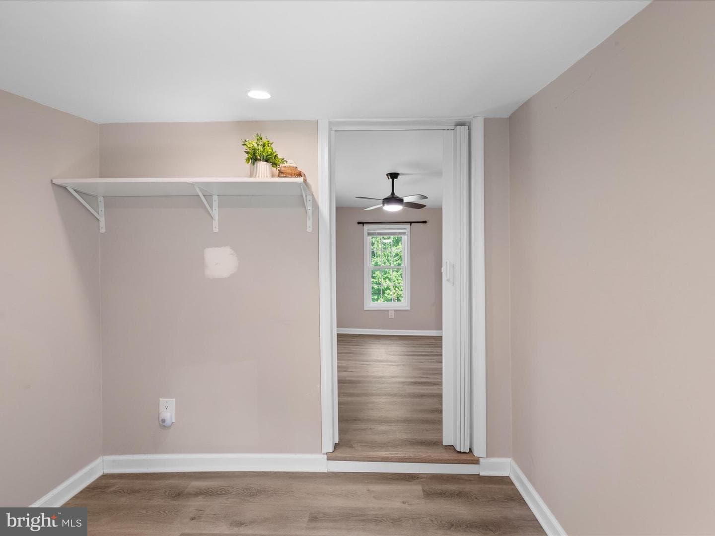 23483 Beckett Road photo 24