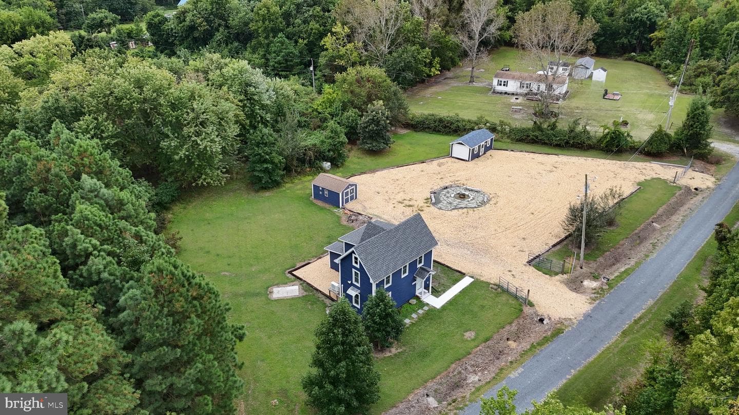 23483 Beckett Road photo 46