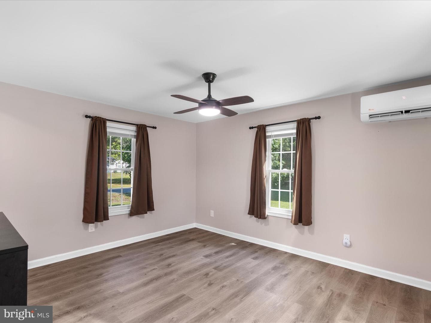 23483 Beckett Road photo 6