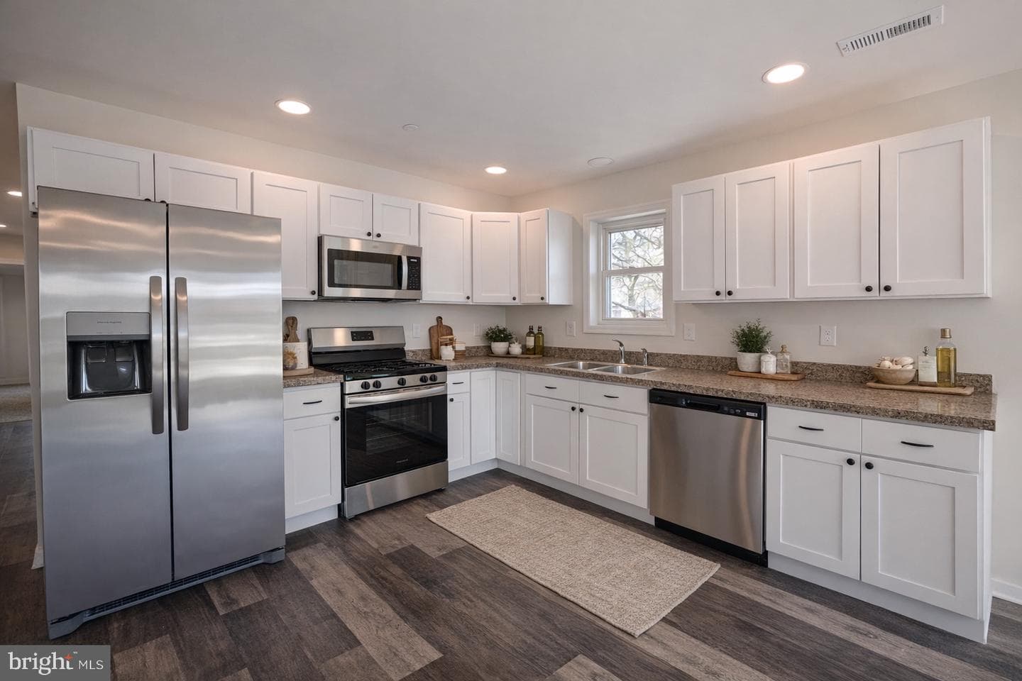 26350 E Pear Street photo 6