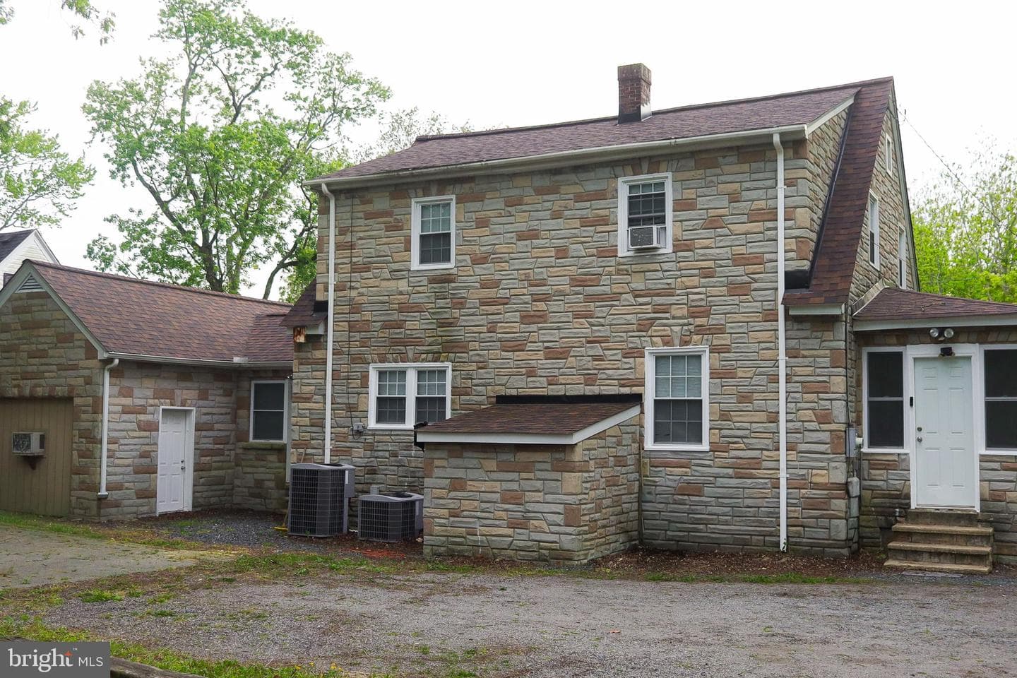 12223 Somerset Avenue photo 4