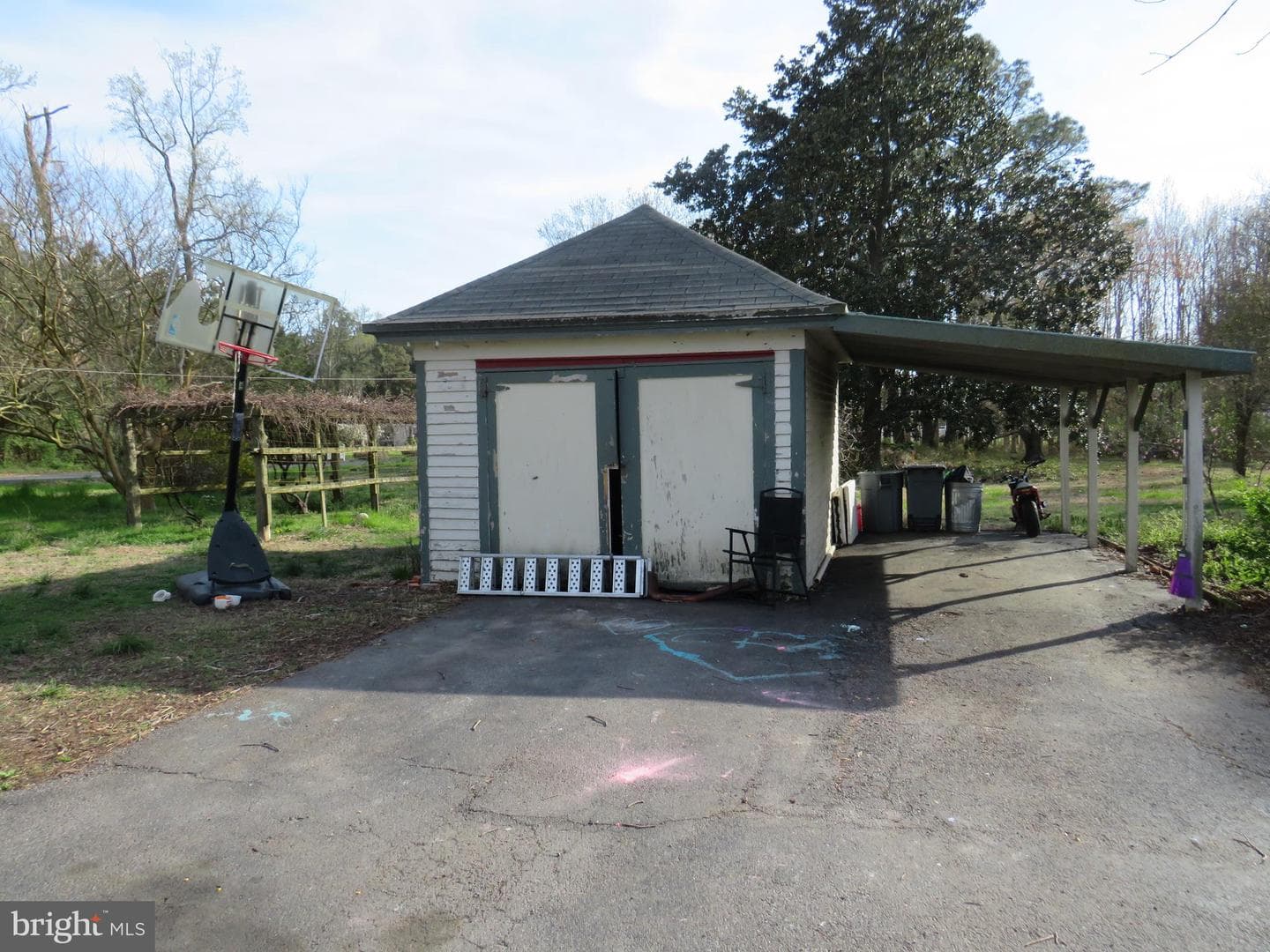 26449 Mariners Road photo 5