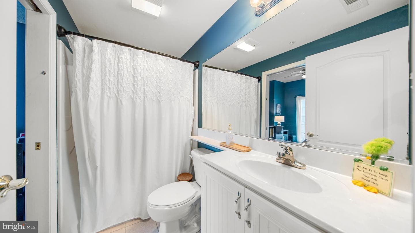 101 Williams St # 405 photo 22