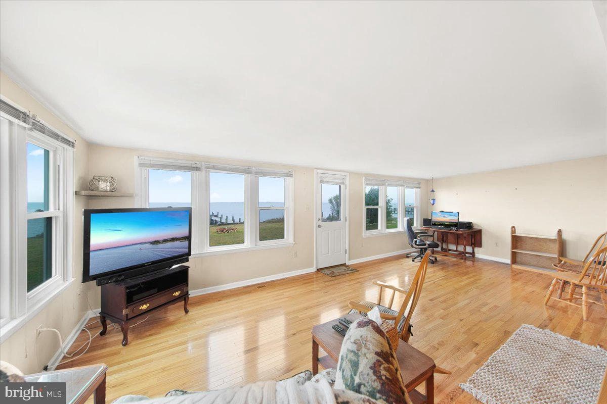 24524 Fullbrook Ln photo 5