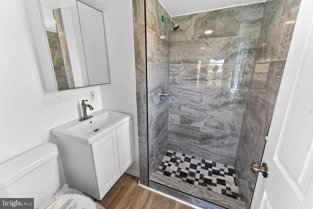 406 Charlotte Avenue photo 15