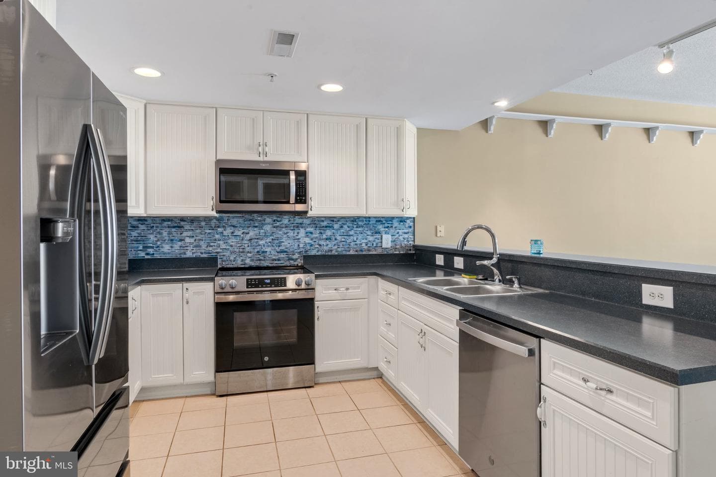 101 Williams Street #303 photo 7