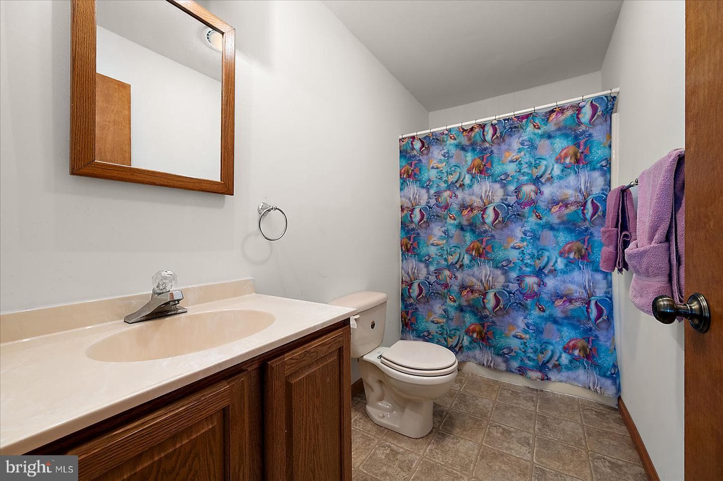 560 Wellington Road photo 28
