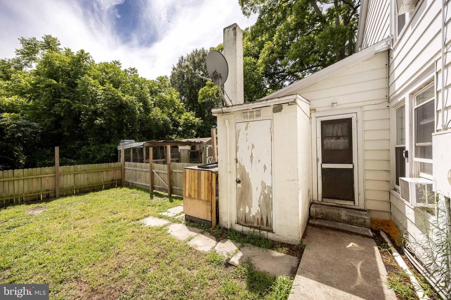 26467 Mariners Road photo 43