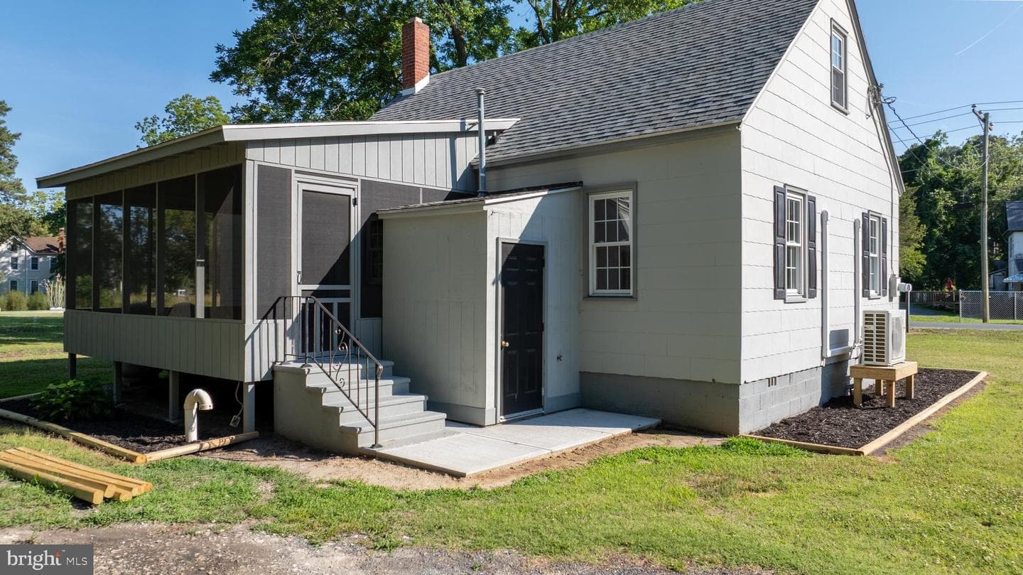 3259 Lawsonia Road photo 4