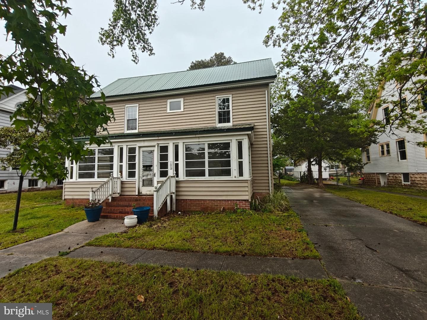 103 S Somerset Avenue photo 141