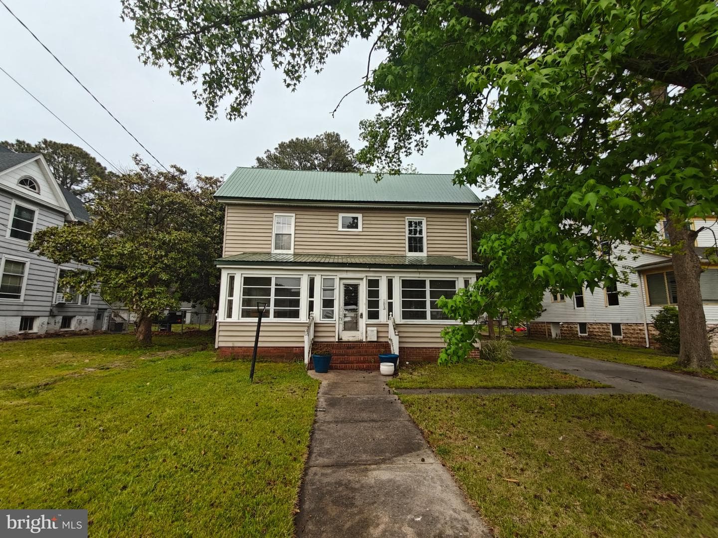 103 S Somerset Avenue photo 142