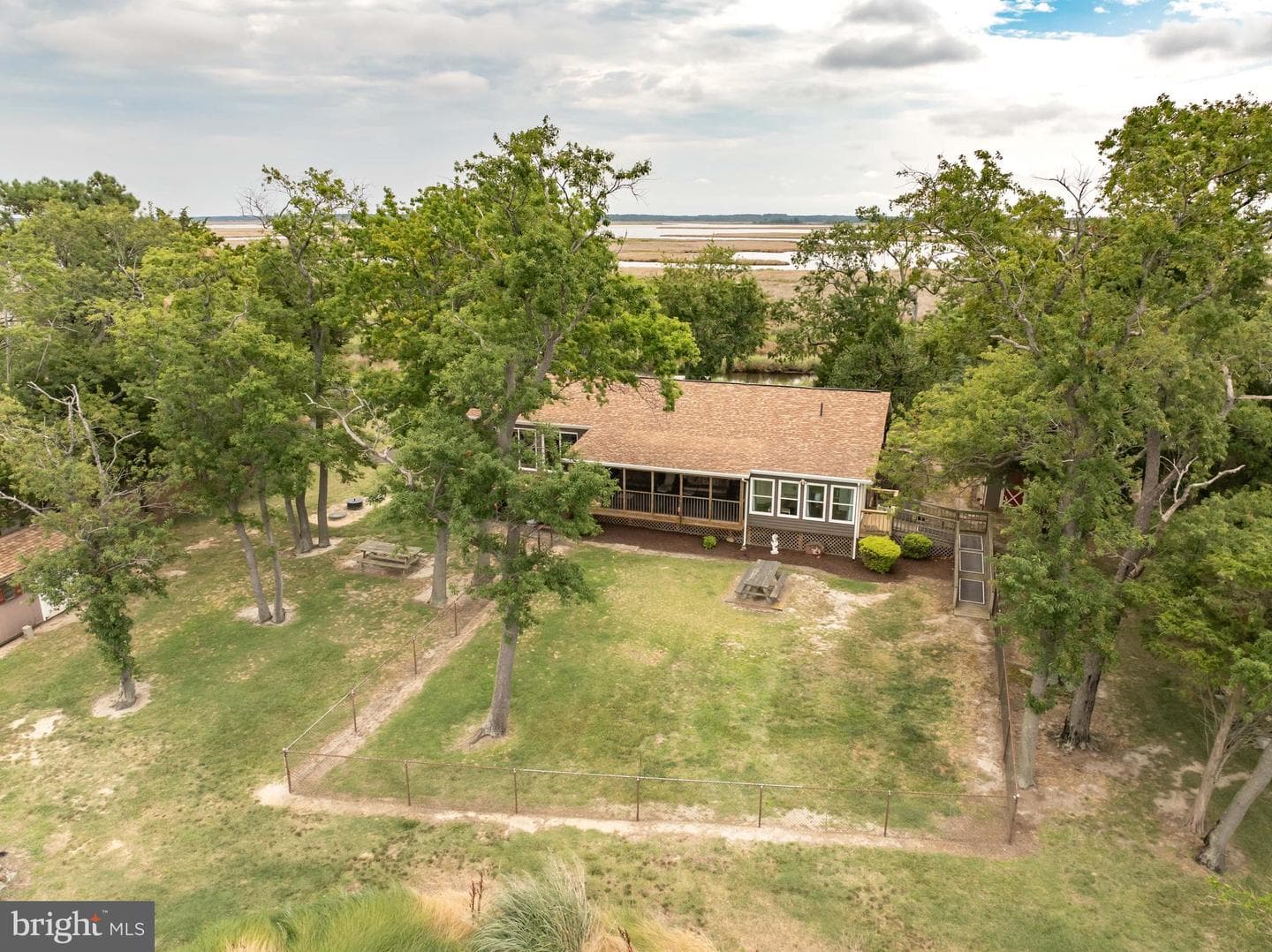 7940 Riverview Road photo 65