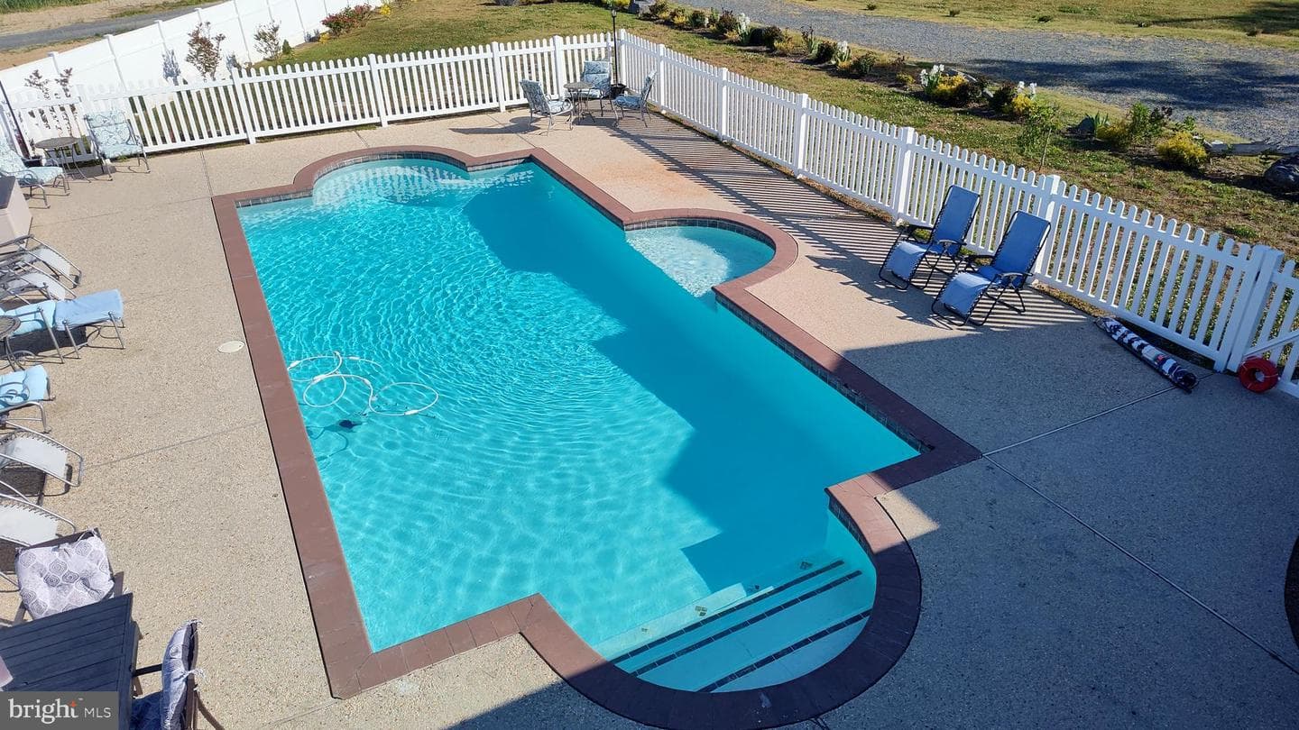 5757 Dockside Lane photo 4