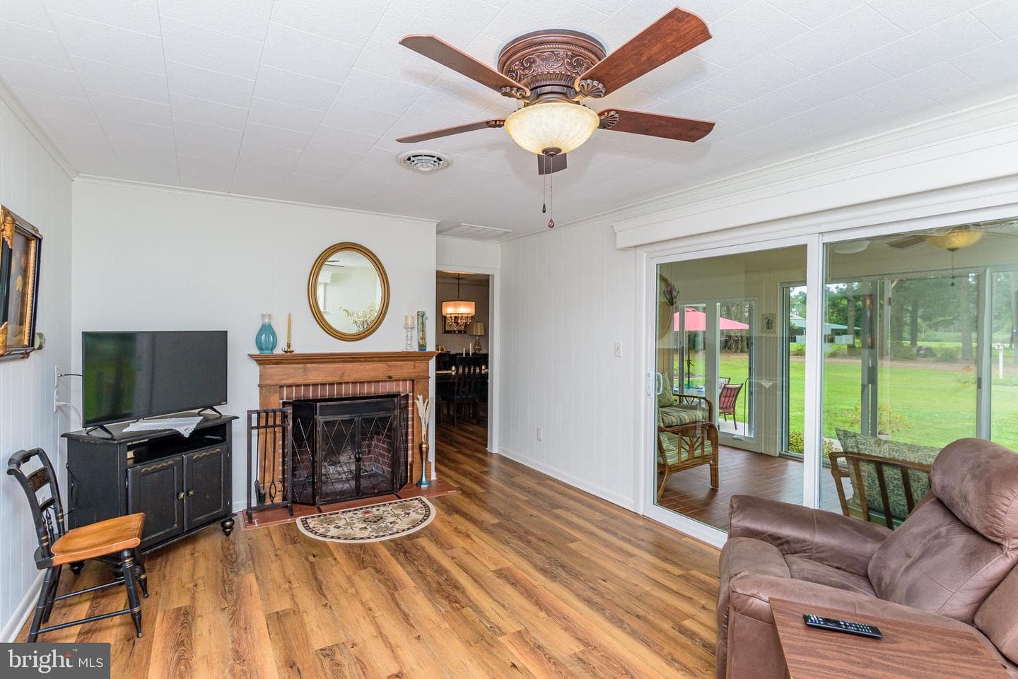 26443 Asbury Avenue photo 22