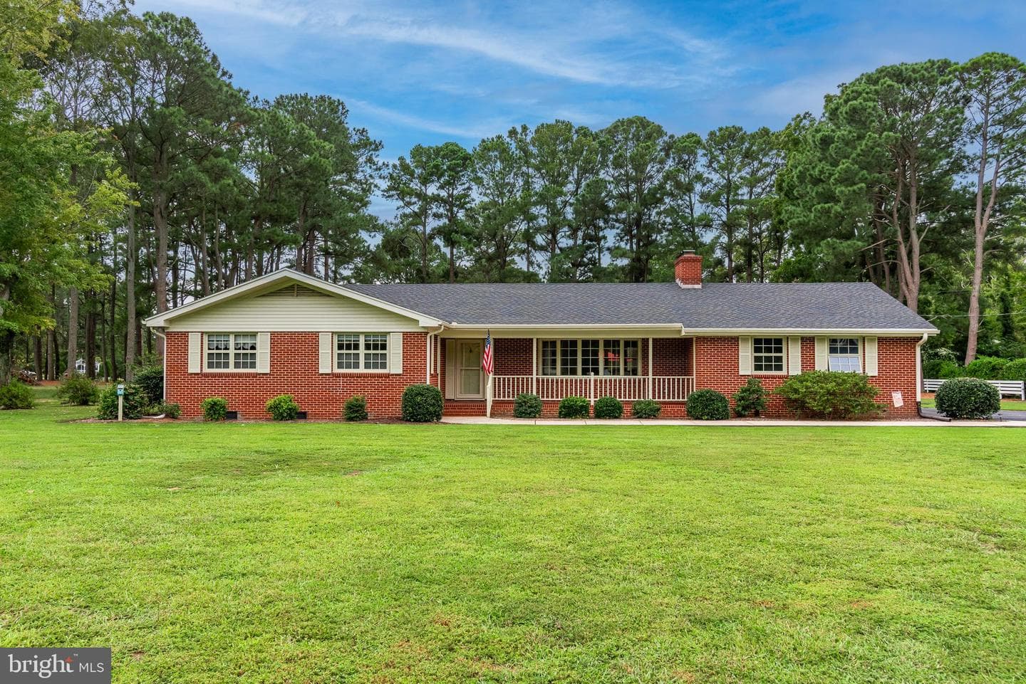26443 Asbury Avenue photo 4