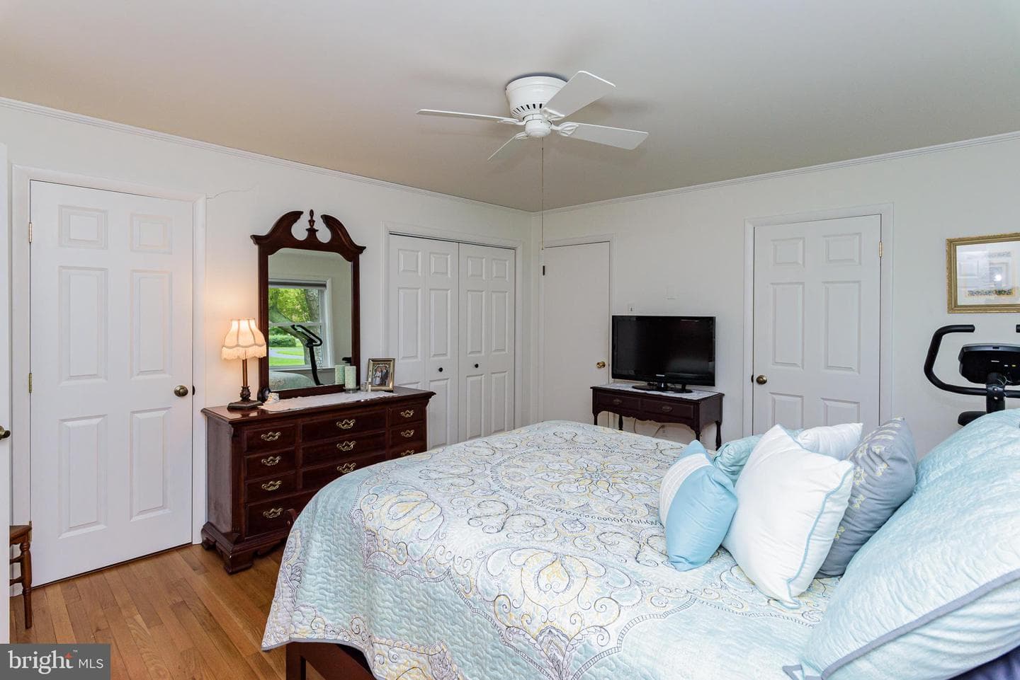 26443 Asbury Avenue photo 53