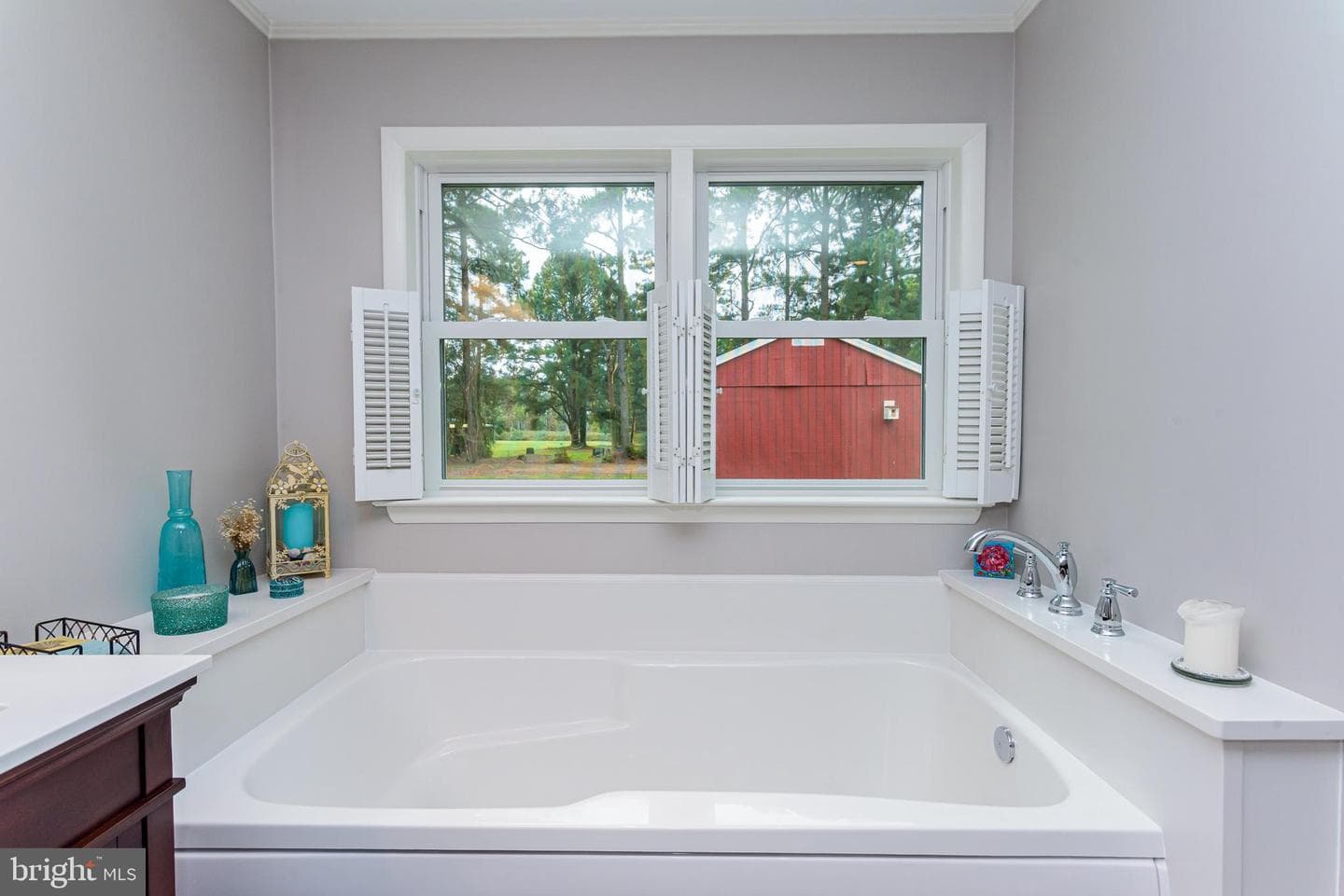 26443 Asbury Avenue photo 56
