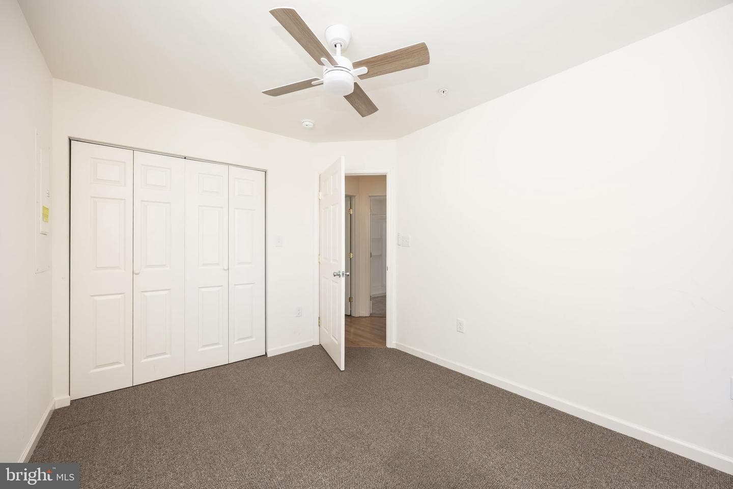153 S 4th Street photo 23