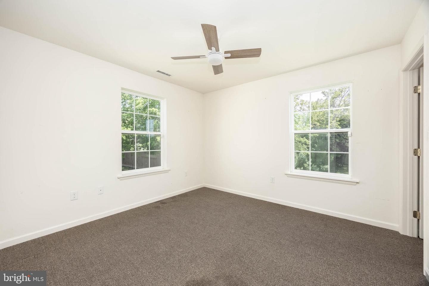 153 S 4th Street photo 28