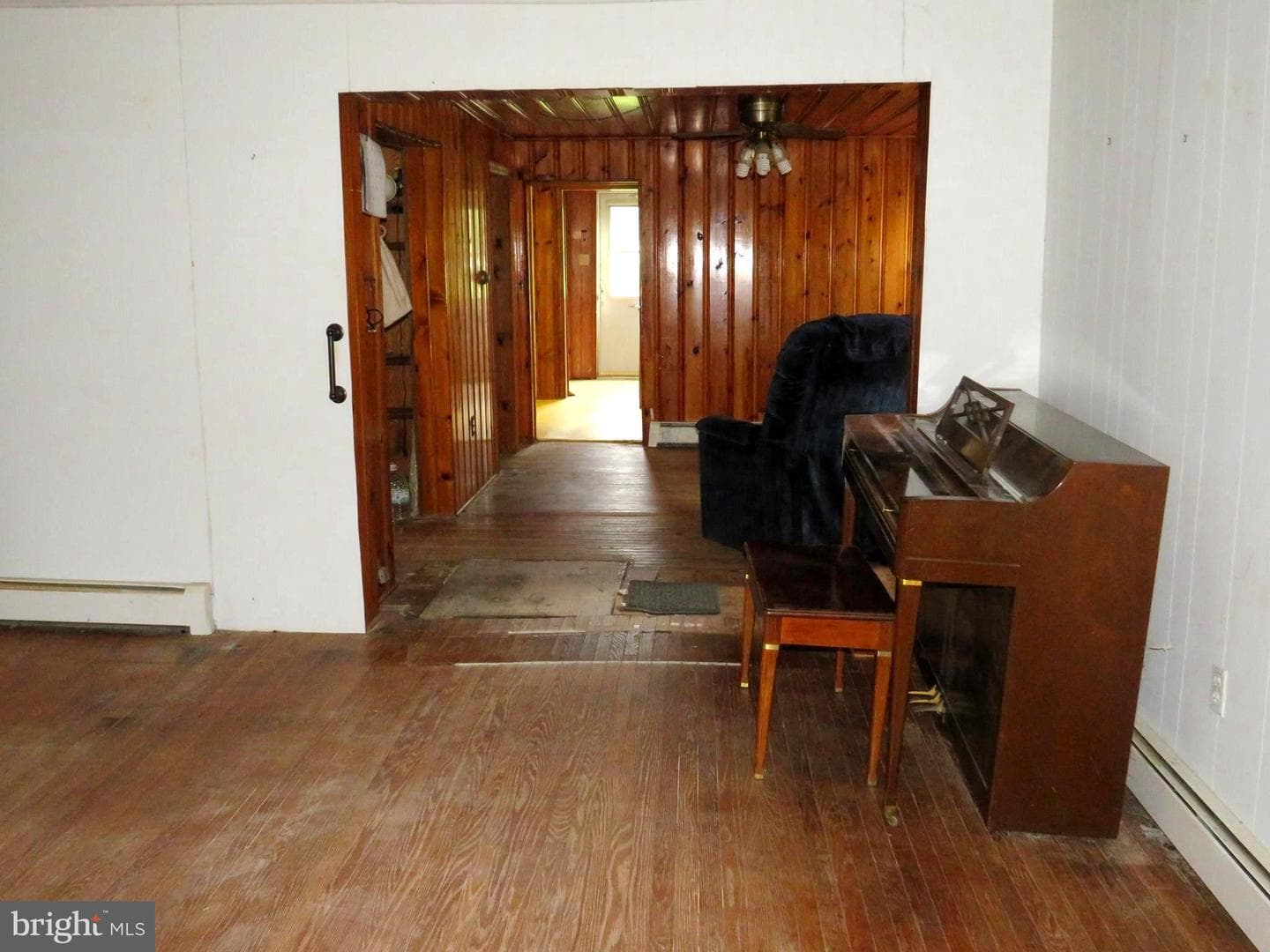 26427 Mariners Road photo 13