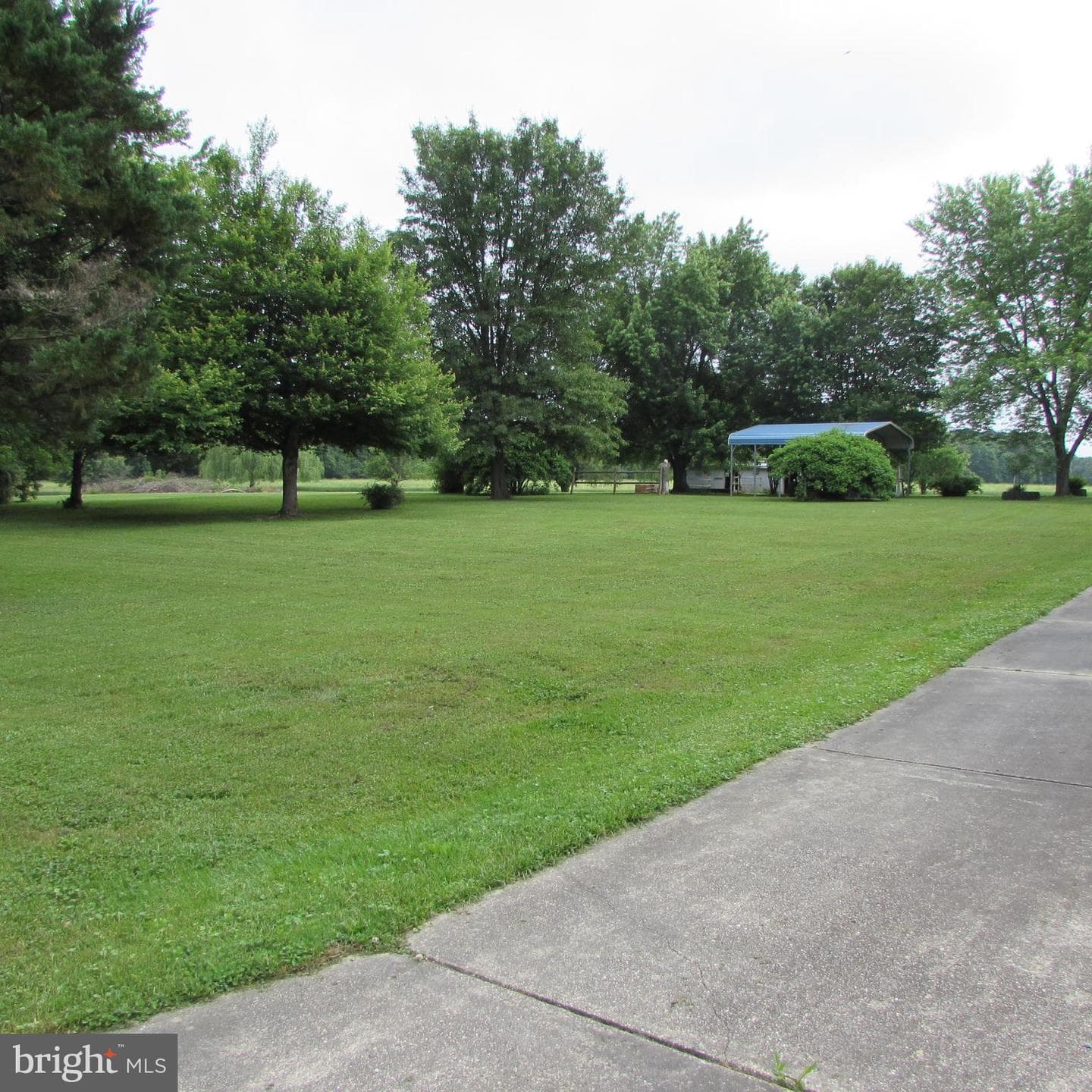 5935 Bay Acres Road photo 3