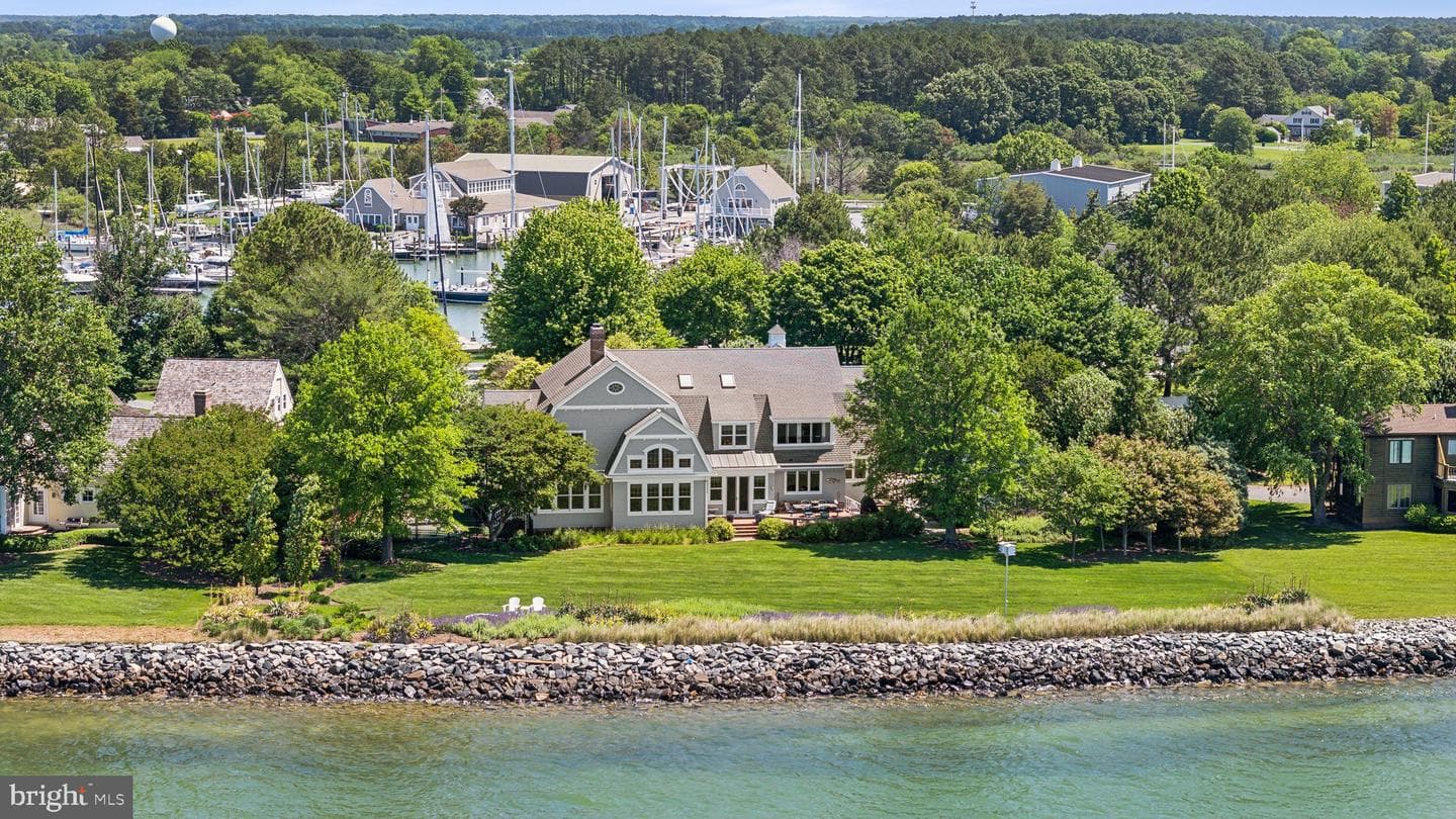 26025 Bachelors Harbor Drive photo 5