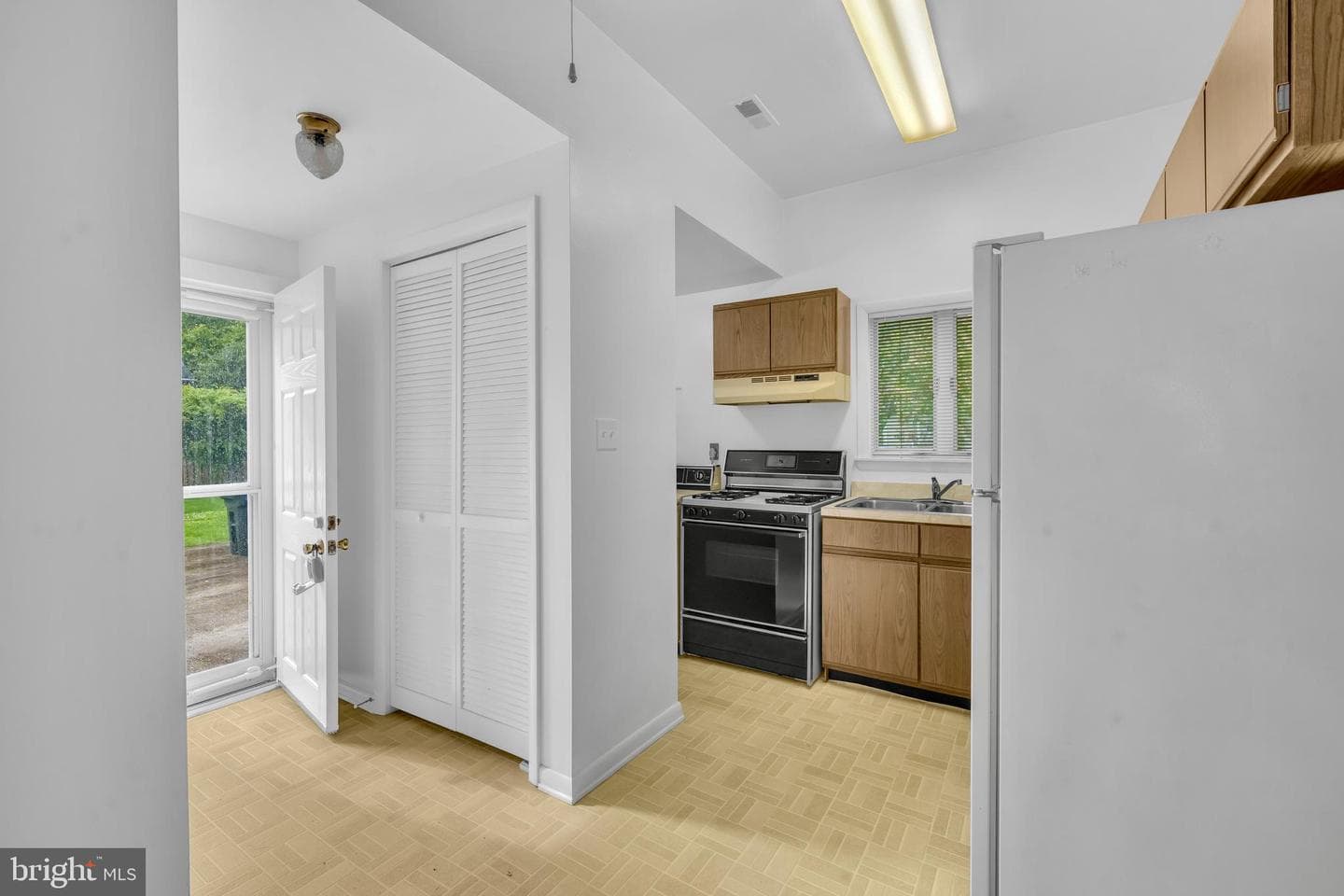 13 Prospect Avenue photo 6