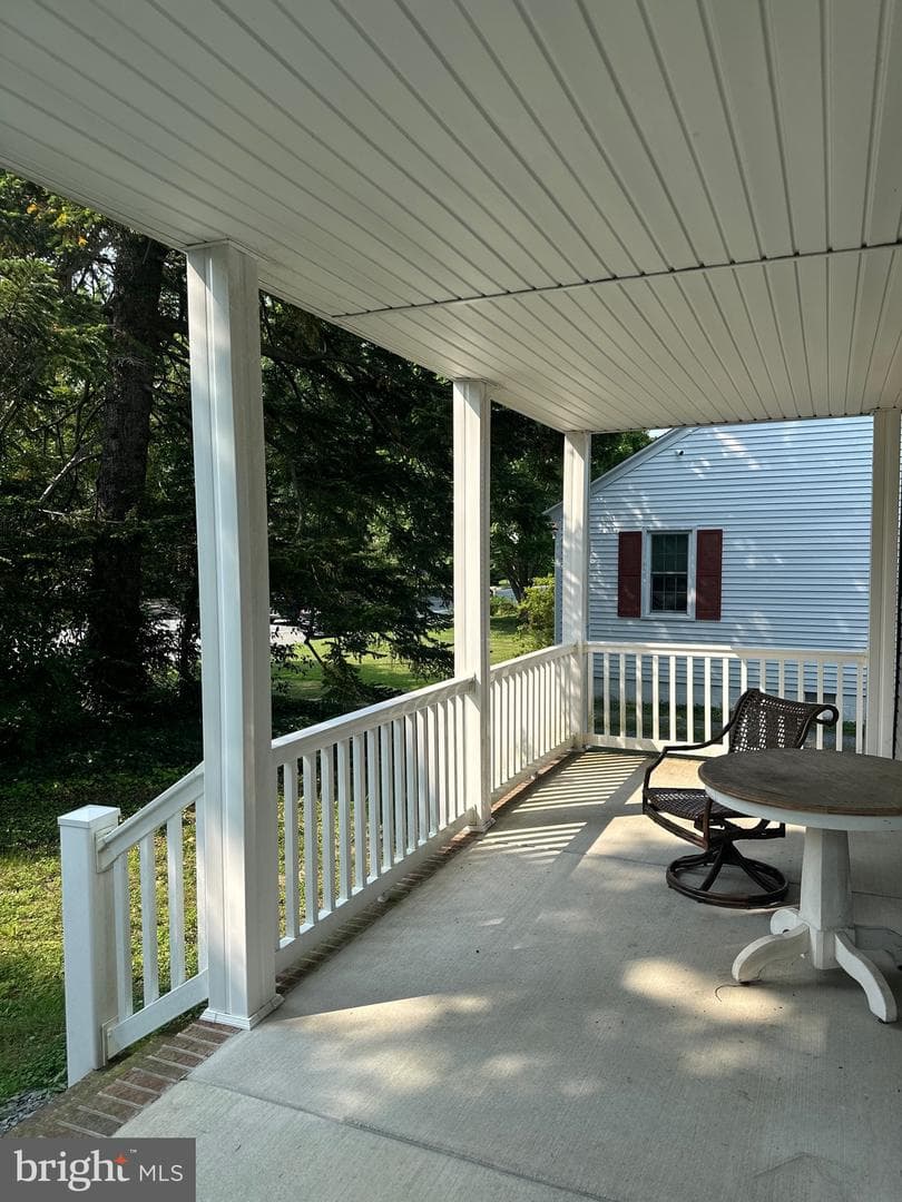 328 N Washington Street photo 14