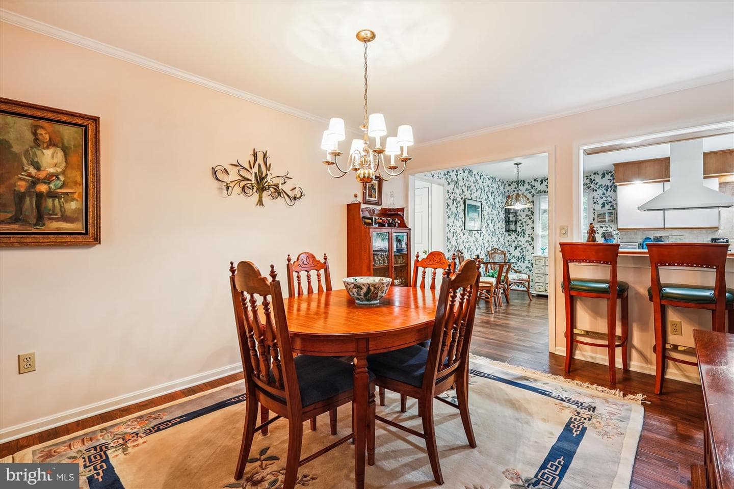 110 W Oak Avenue photo 10