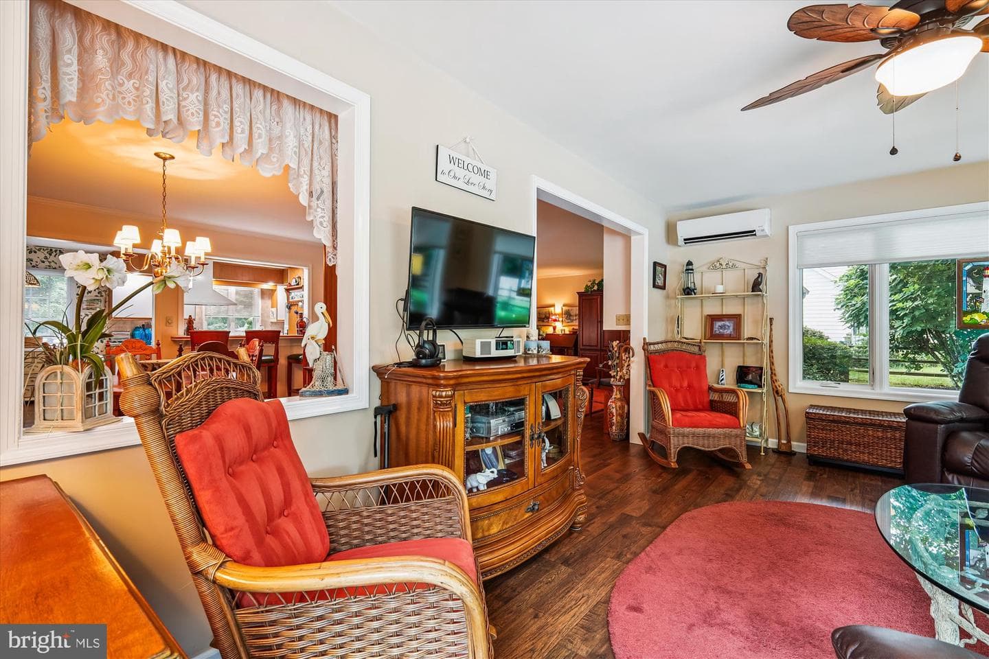 110 W Oak Avenue photo 33