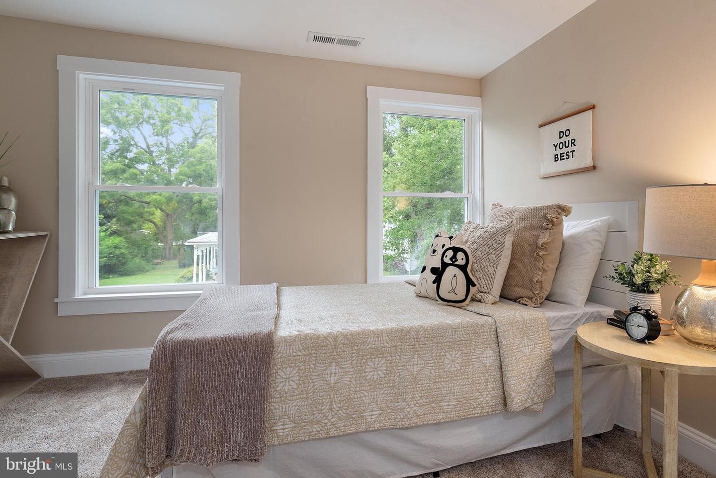 204 W Chew Avenue photo 49