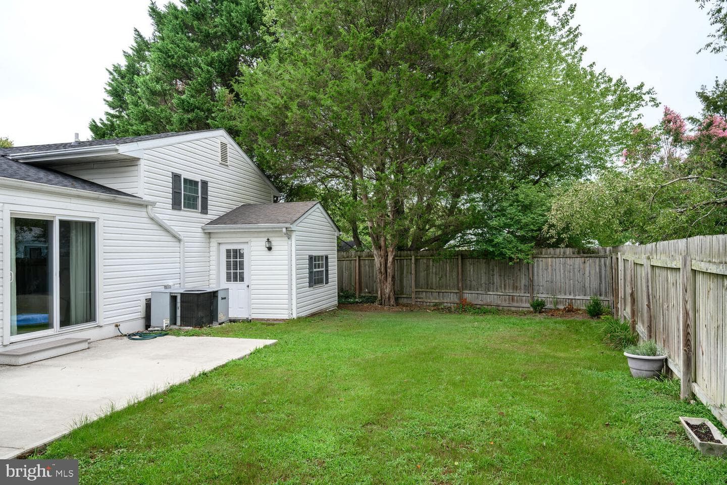 7347 Shirley Drive photo 10