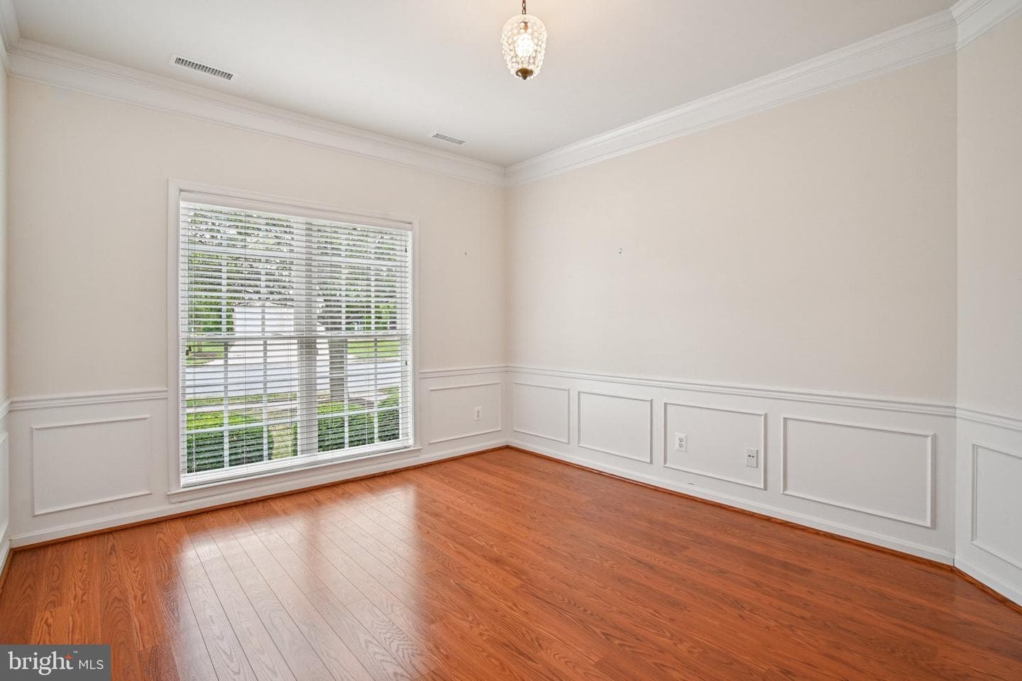 29606 Charles Drive photo 8