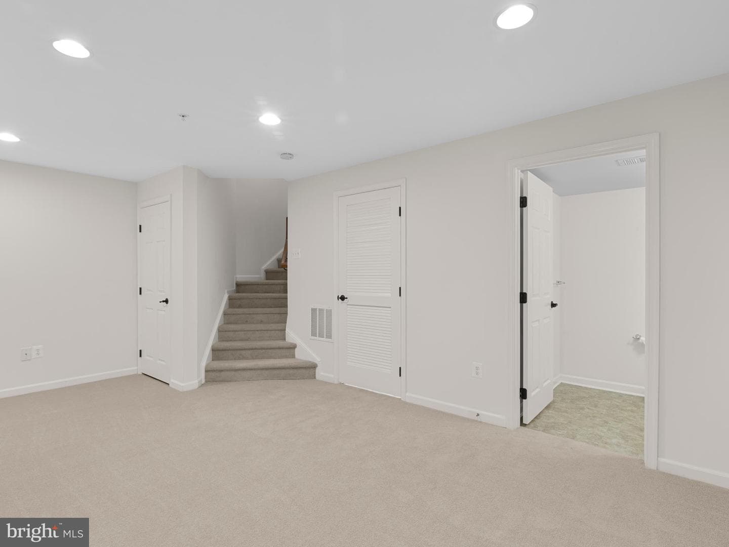 300 Dixon Street #307 photo 28