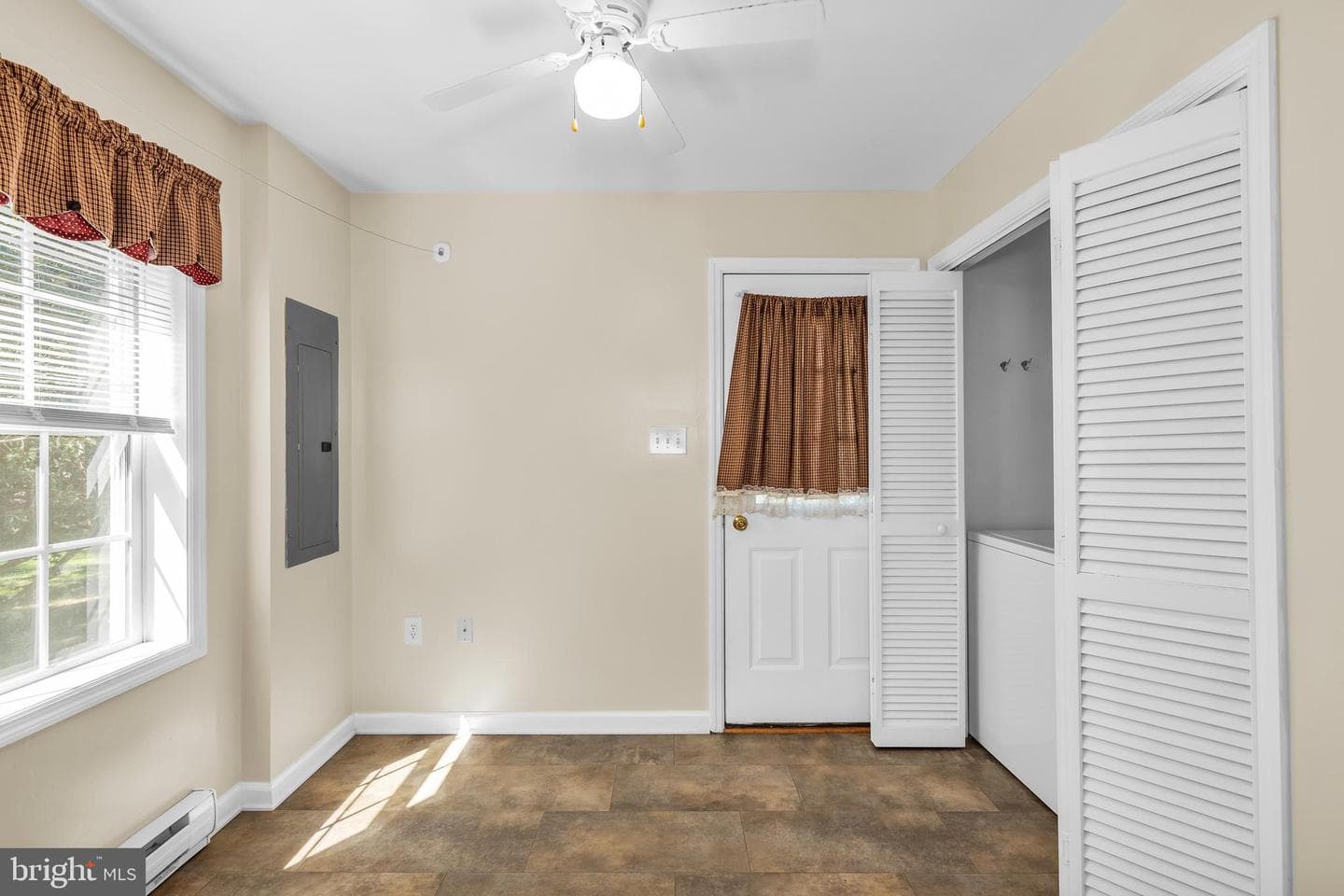 29703 Lakeview Court photo 16