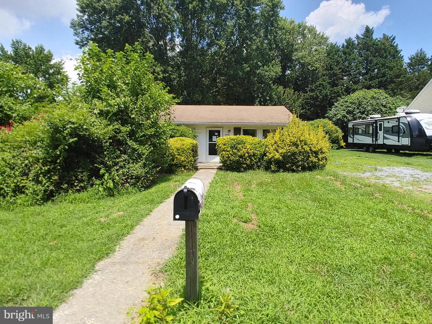 29506 Golton Drive photo 2