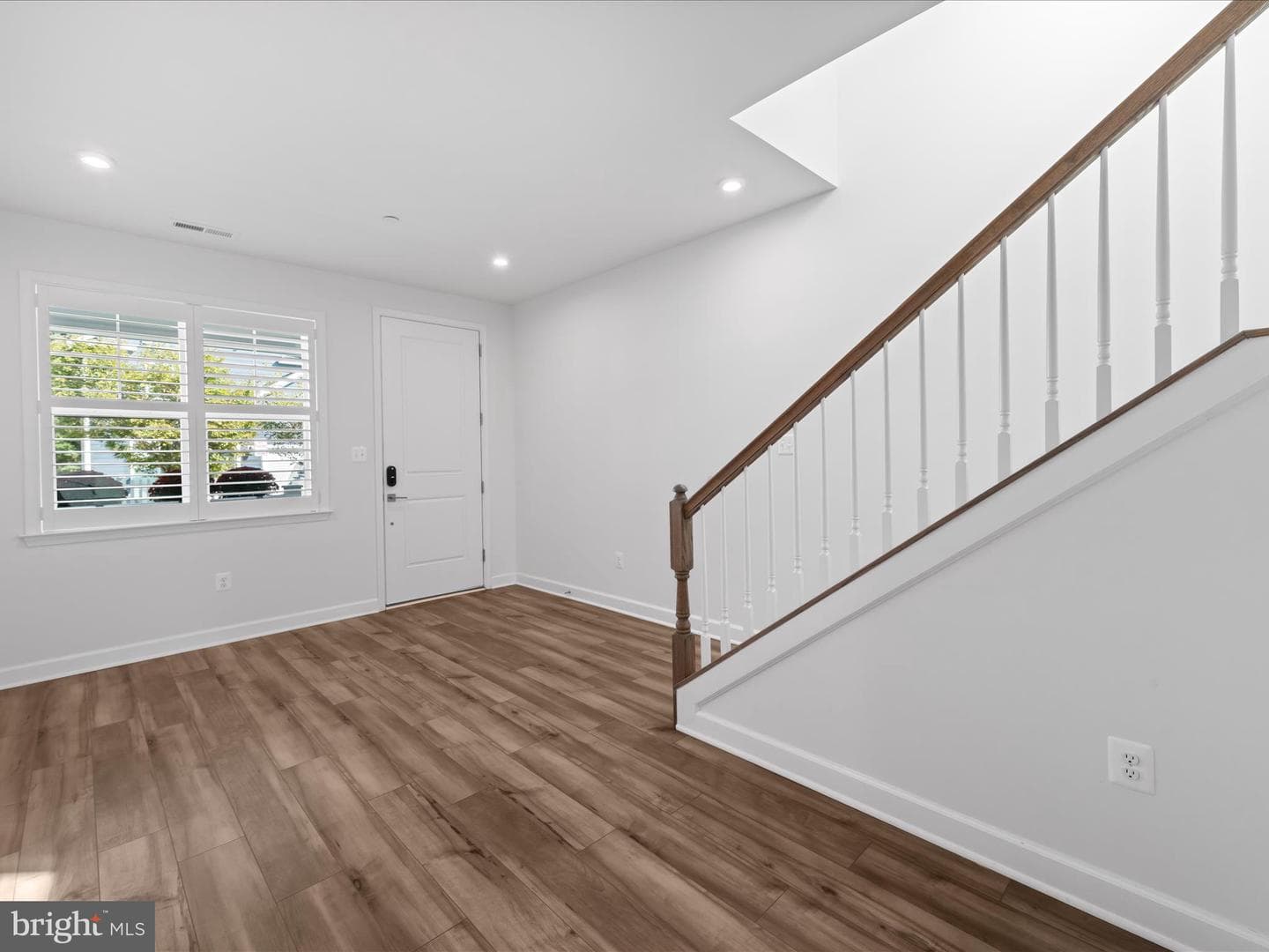 408 Spinnaker Lane photo 8