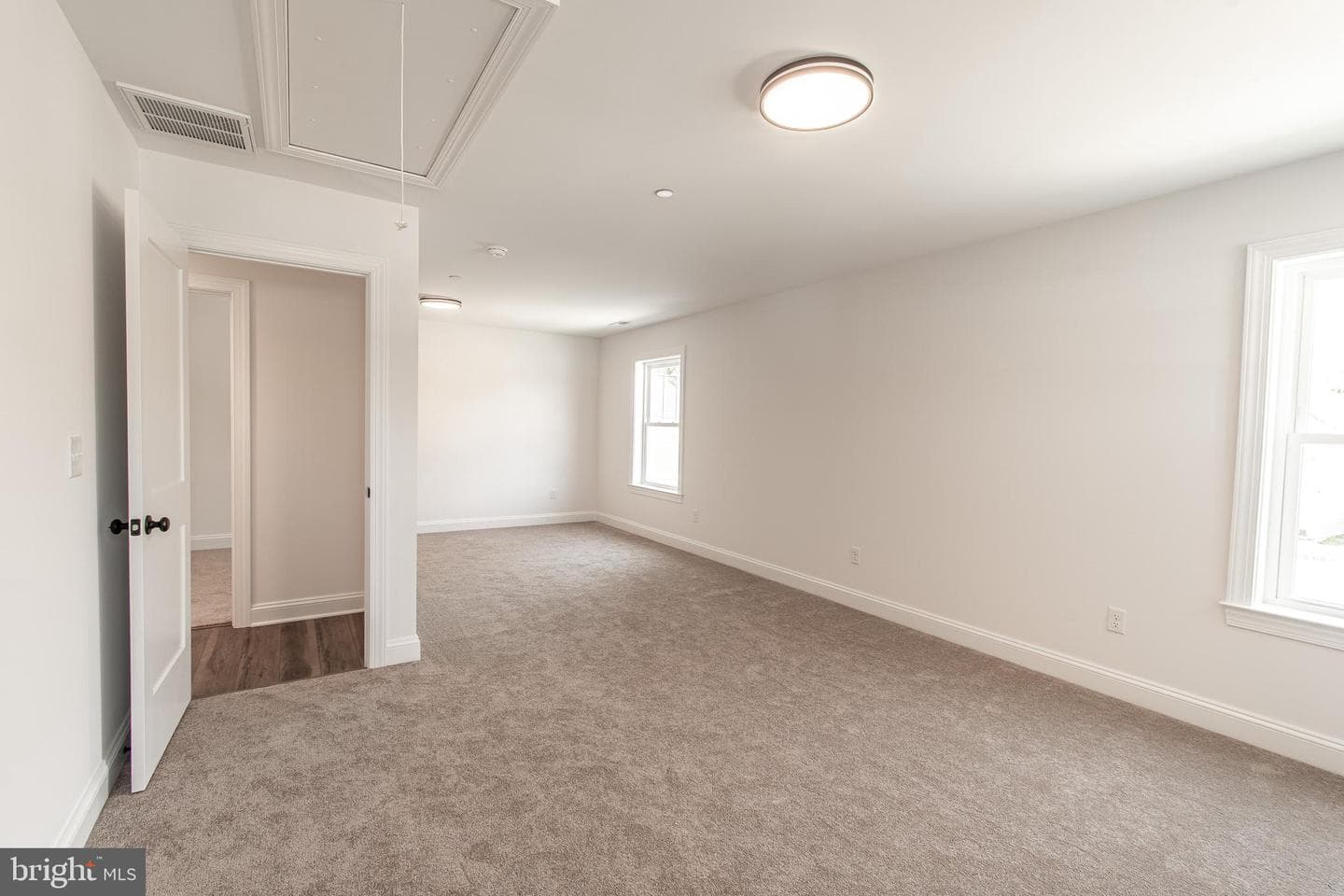 18 Sandy Lane photo 28