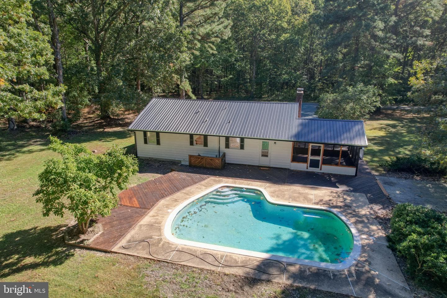 4570 Evergreen Road photo 7