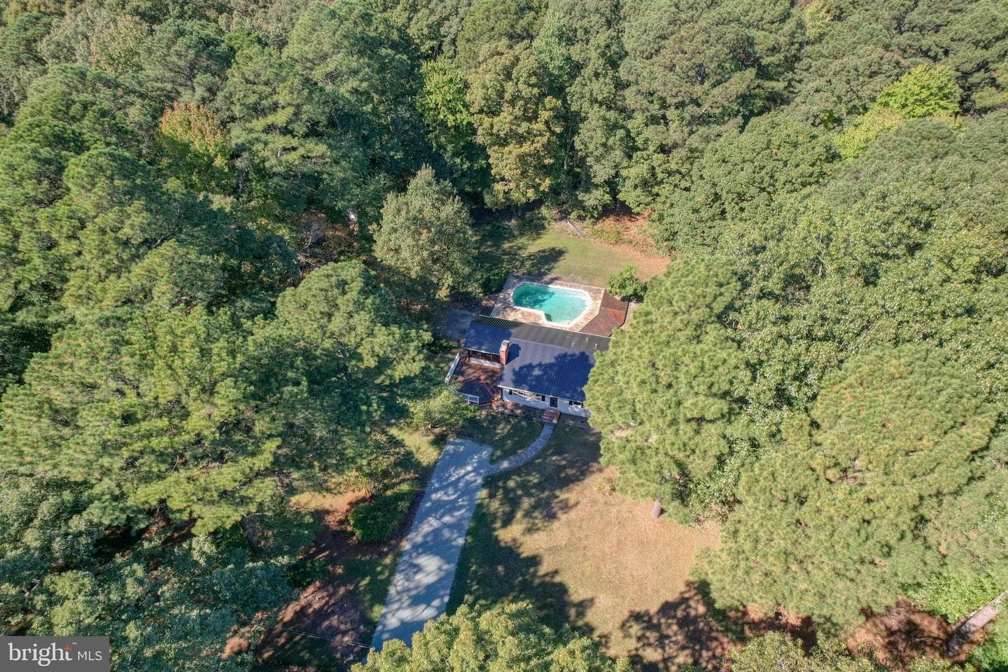 4570 Evergreen Road photo 9