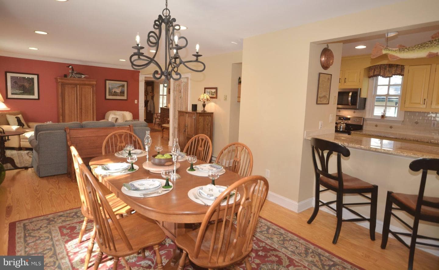 106 Grace Street photo 29