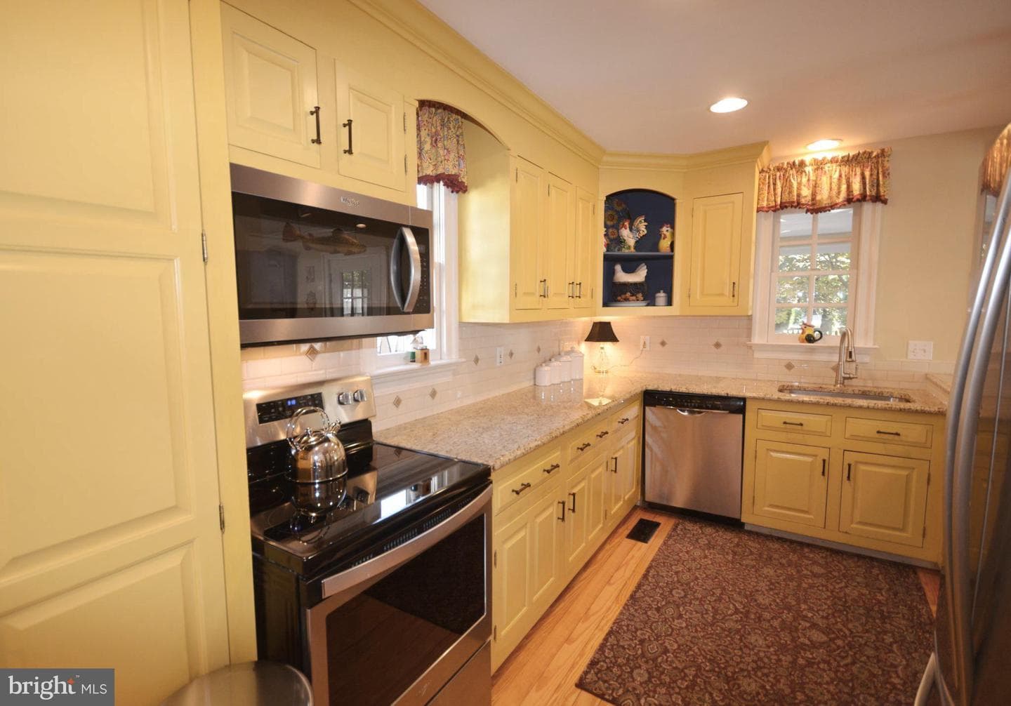 106 Grace Street photo 32